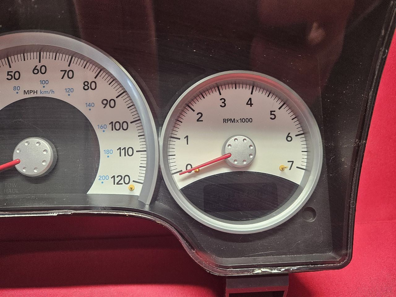 2004 Dodge Durango A/T Speedometer Instrument Cluster 120 MPH