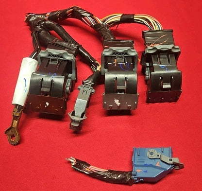 2004 Dodge Durango 5.7L V8 4WD A/T Interior Cabin Junction Fuse Box - PIGTAILS