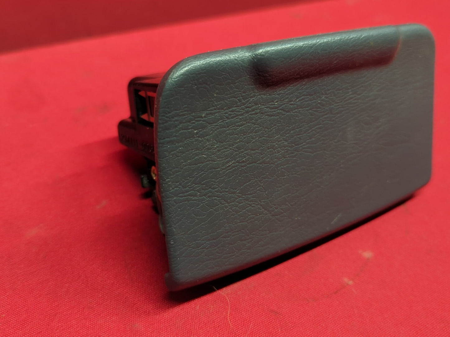 1996 - 2000 Toyota RAV4 RAV-4 FRONT Console Ash Tray Gray 74102-42010-B1
