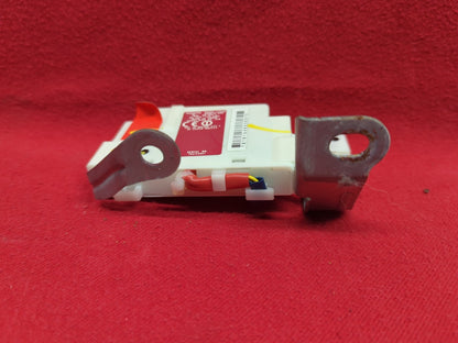 2004 - 2009 Toyota Prius Hybrid Indoor Oscillator Control Module 89992-47040