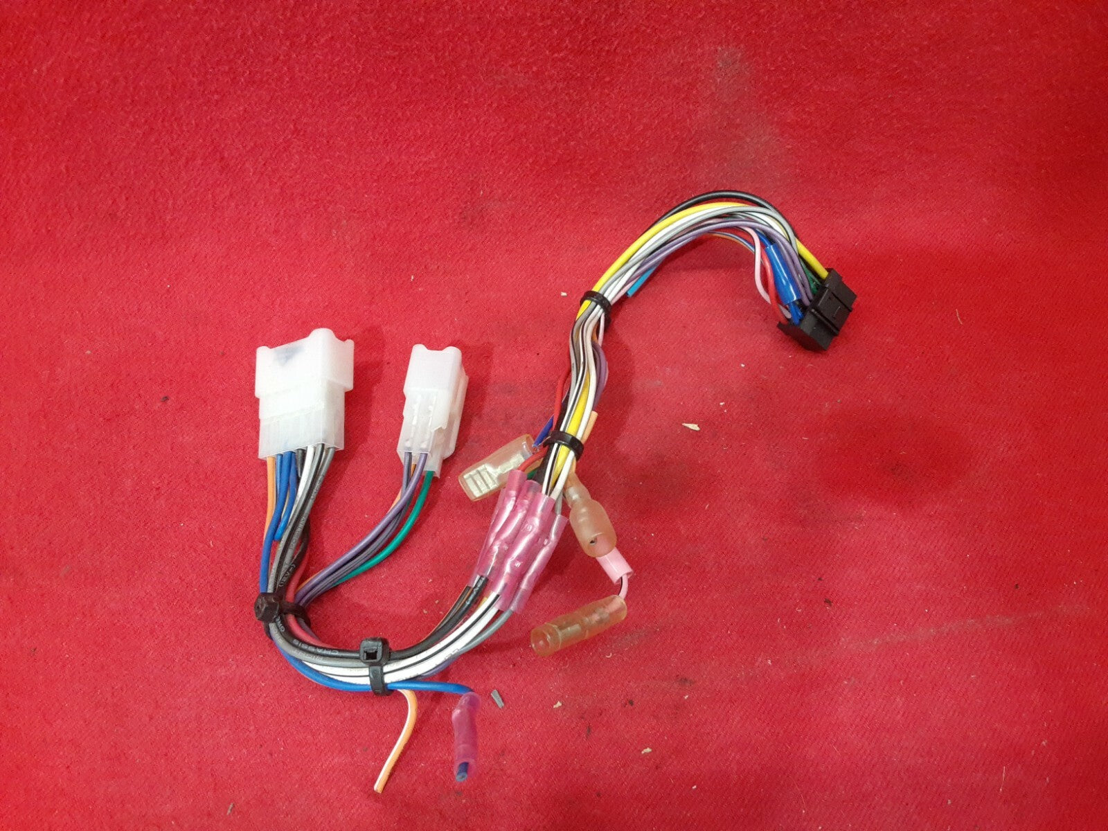 Alpine Radio Stereo Receiver CDE-102 - CONNECTOR FOR TOYOTA CAMRY