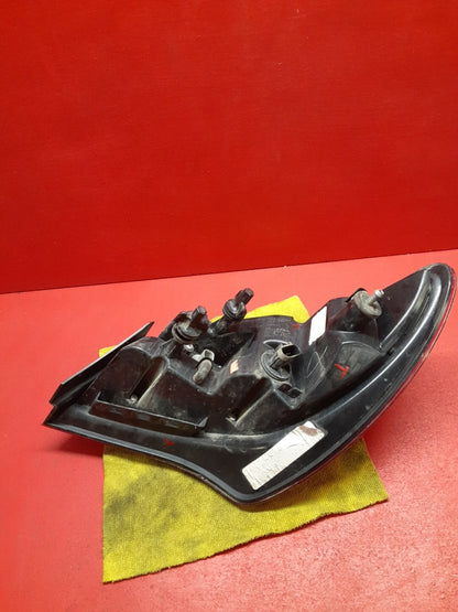 2011 - 2014 Chrysler 200 Left Driver Taillight Lamp Unit 5182525AE