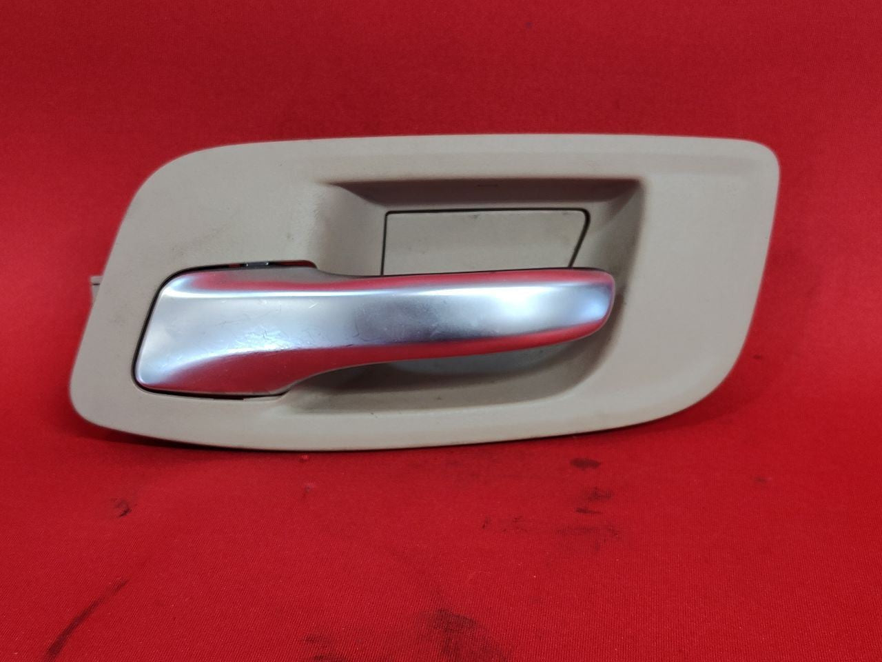 2011-2014 Chrysler 300 FRONT LEFT DRIVER Interior Door Handle Lt Frost Beige