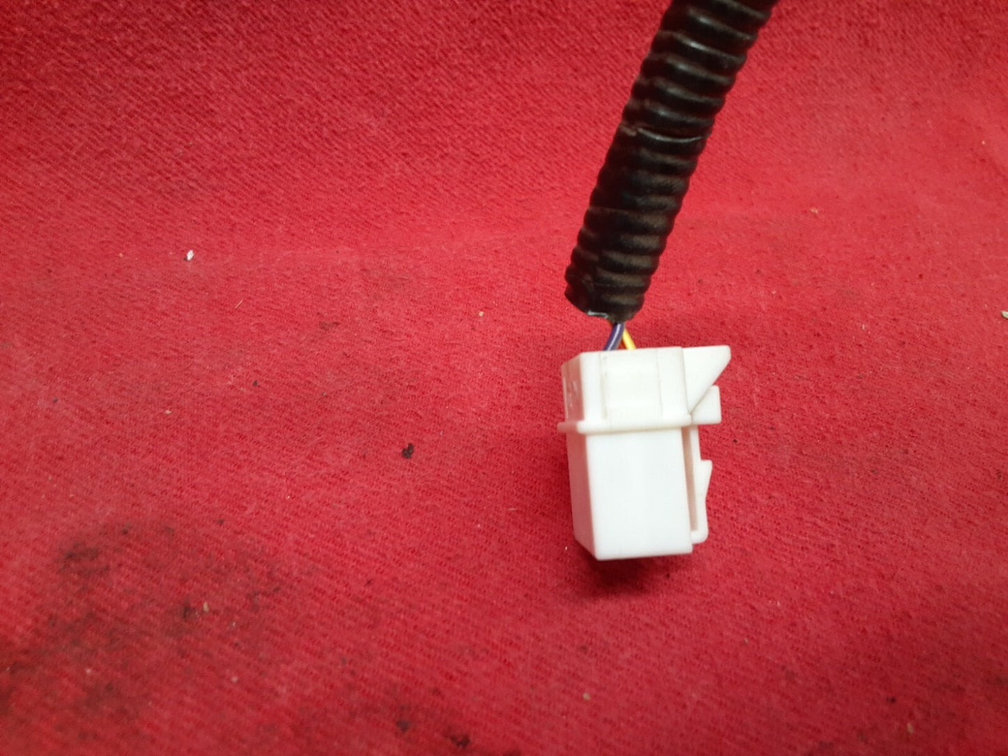 2002 2003 2004 Infiniti I35 & 2001 - 2014 Nissan Fuel Gas Door Opener PIGTAIL