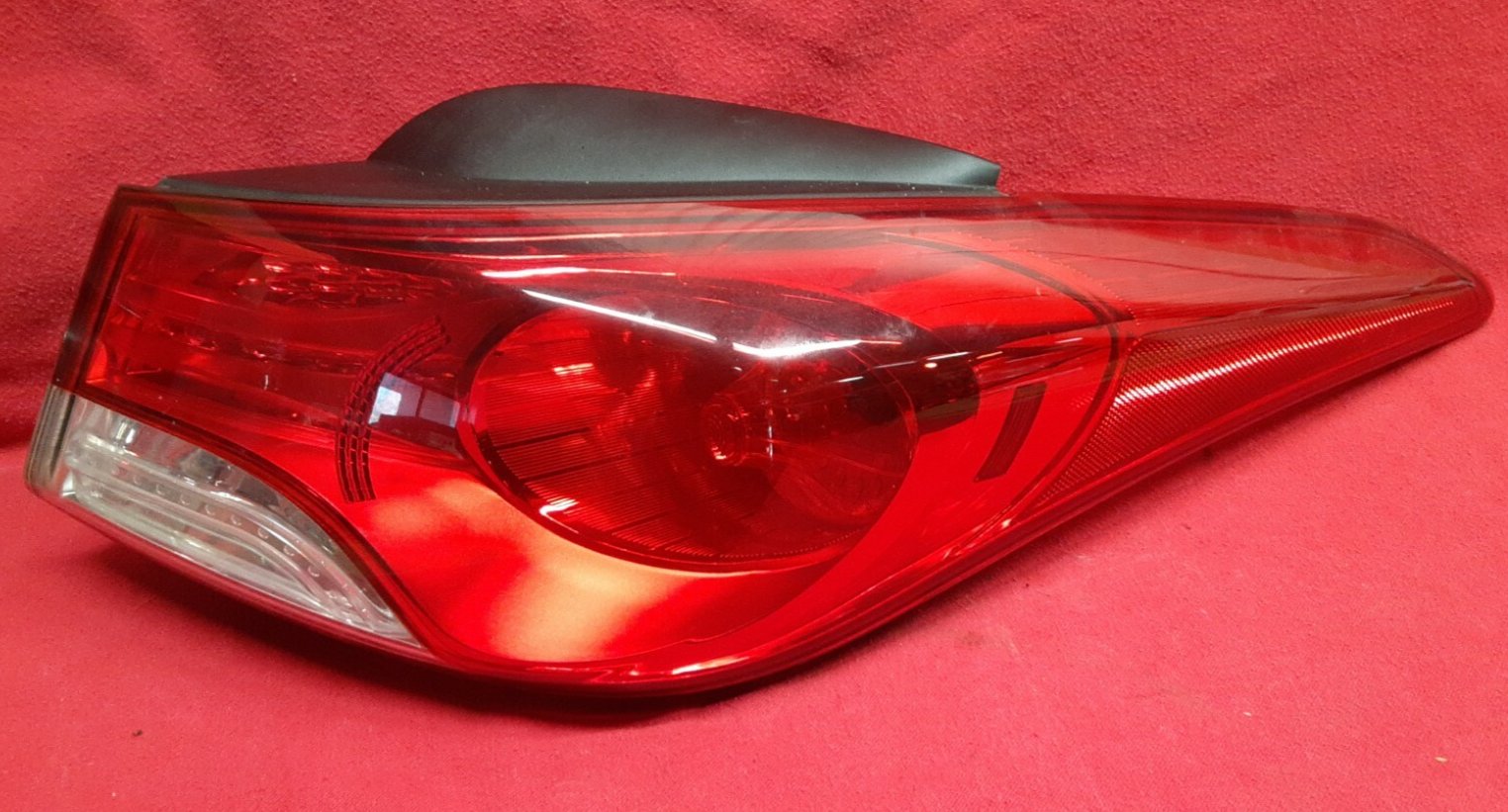 2011 2012 2013 Hyundai Elantra Sedan RIGHT PASSENGER Tail Light Lamp 92402-3X050
