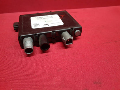 Land Rover Range Rover HSE Antenna Aerial AMP Amplifier Unit XUO000010