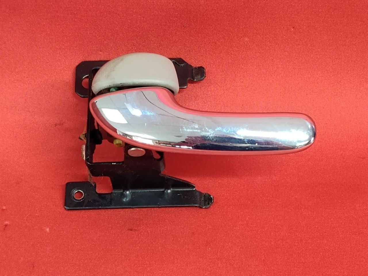 1995-1999 Oldsmobile Aurora LEFT DRIVER Front -or- Rear Interior Door Handle