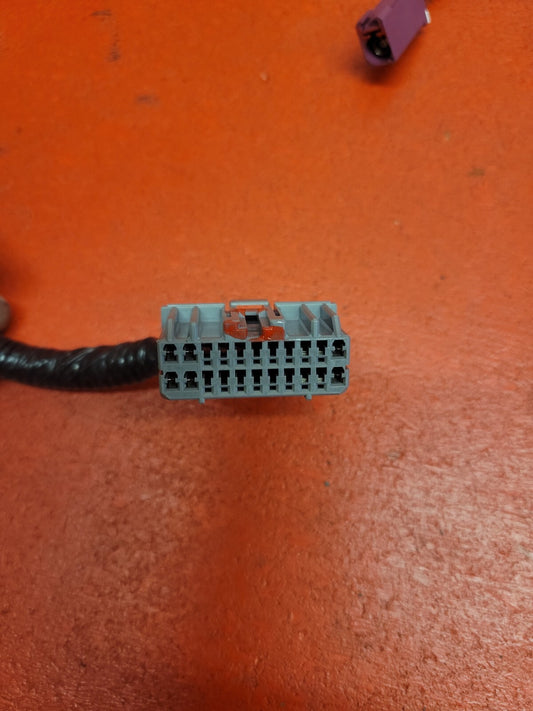 2005 2006 Acura MDX Telematics Communiation Control Module PIGTAIL 39530-S3V-A81