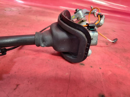 1999-2007 Chevy Cadillac GMC Suv / Truck 4--Spd Automatic Column Shifter Lever 