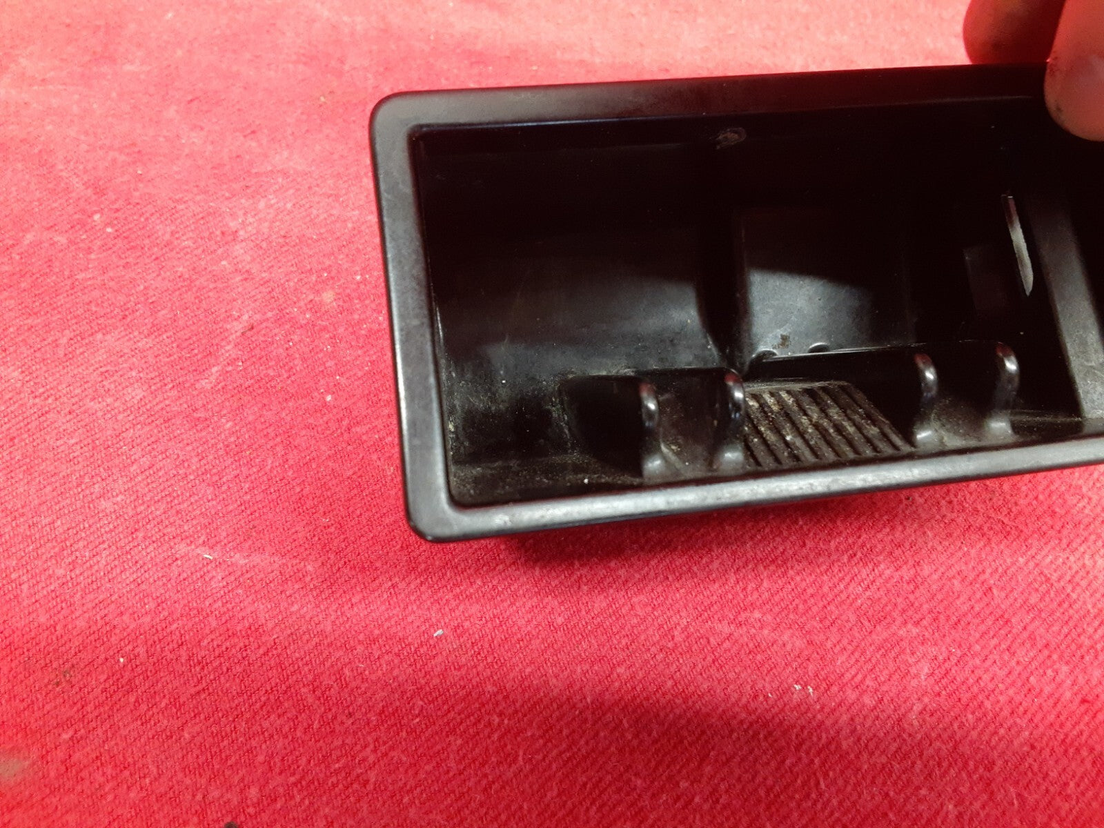 1994 - 2006 Mercedes Benz Pop Out Ash Tray Insert Assembly 202-810-00-28
