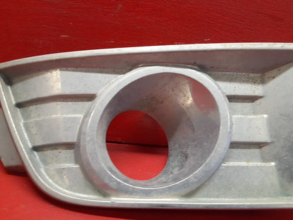 2007-2010 Ford Edge Front Right Bumper Fog Light Bezel Chrome 7T4Z-17E810-B