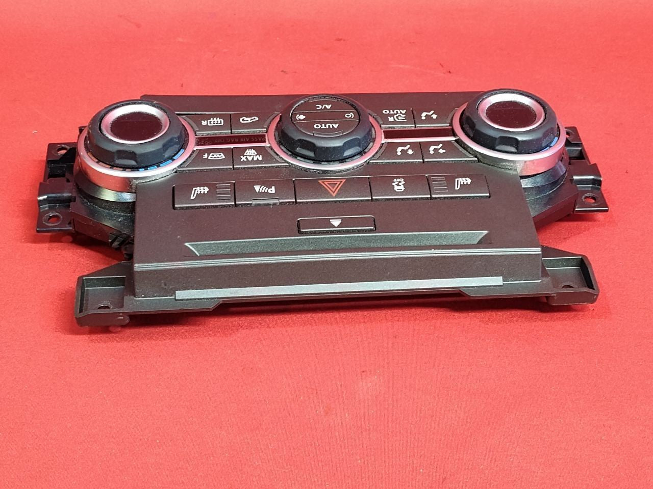 2010-2016 Land Rover LR4 Dash HVAC Climate Control w/ Heated Seats + Parking Aid
