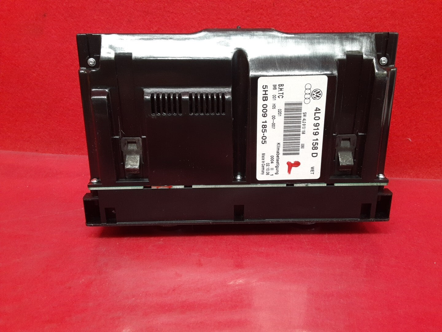 2007 - 2009 Audi Q7 REAR HVAC Climate Control Display Unit w/ HEATED Seats