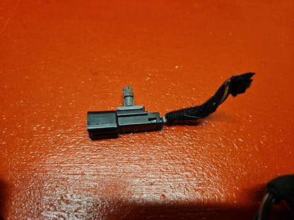 2006 - 2011 Cadillac DTS Automatic Transmission Shifter Lever - PIGTAIL WIRES