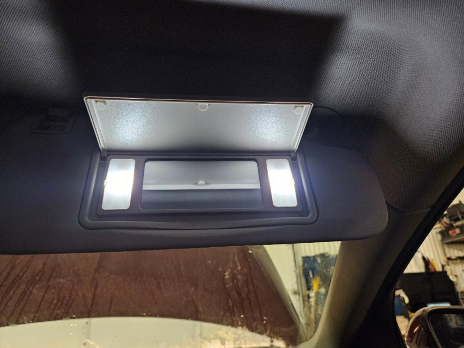 18-20 Buick Regal Sportback TourX Sun Visor Sunshade SET Illuminated Beige