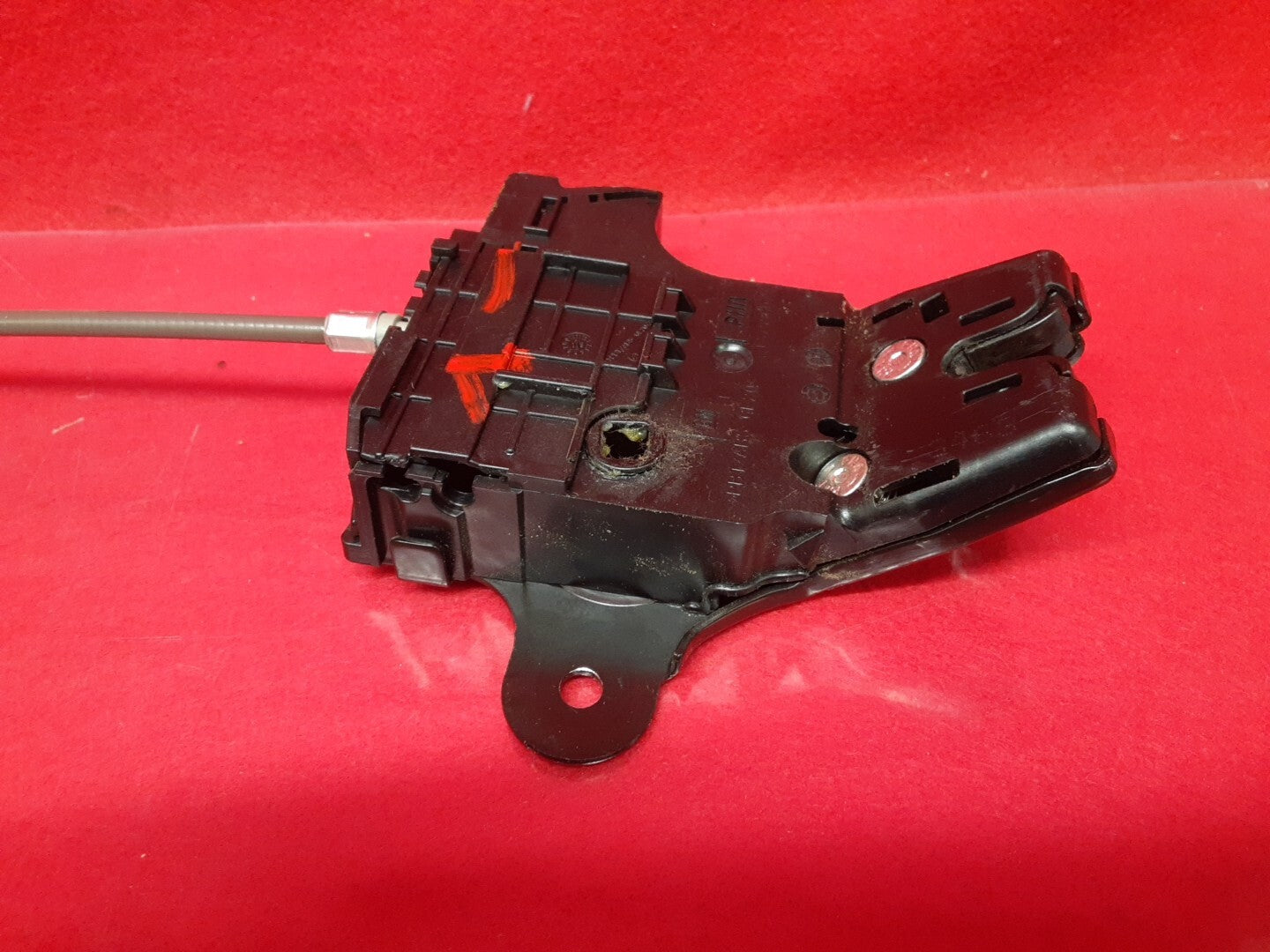 10-24 Chevy Buick GMC Cadillac Trunk Deck Lid Latch Lock Actuator w/ Glow Pull