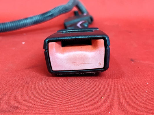 2012-2014 Ford Focus FRONT RIGHT PASSENGER Seat Belt Buckle Tongue Black