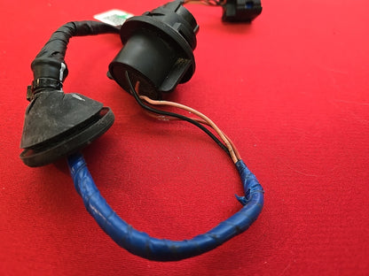 2019-2024 Kia Forte Left or Right OUTER Incandescent Tail Light - SOCKET HARNESS