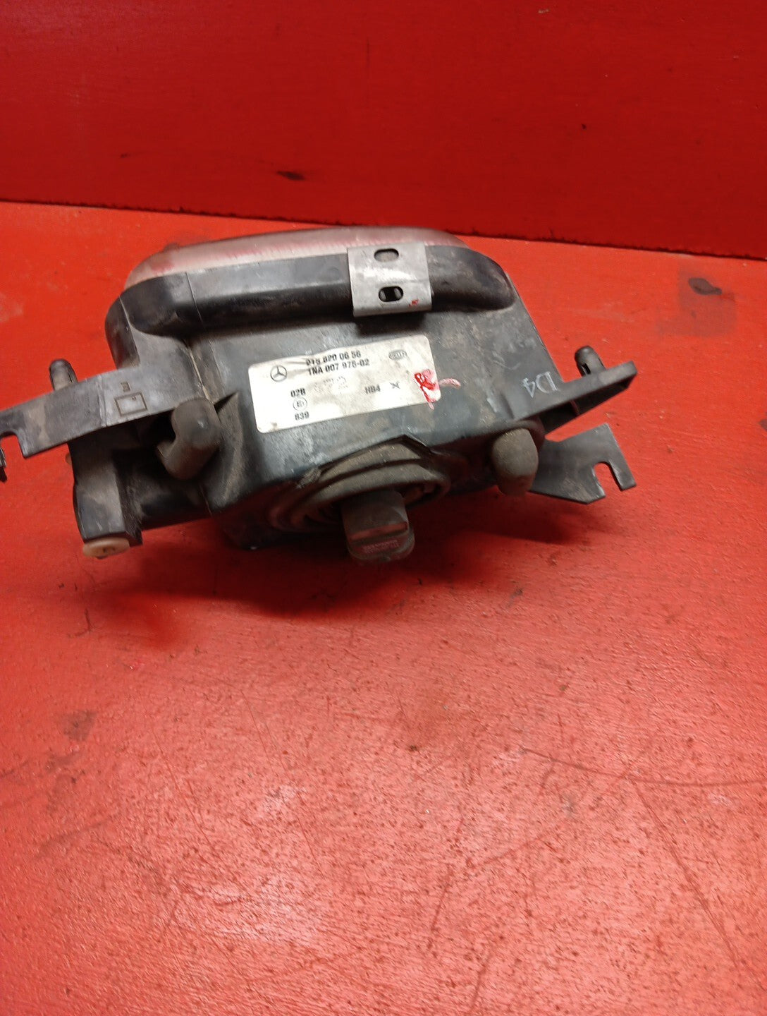2000-2004 Mercedes-Benz C230 240 320 SLK Right Fog Assembly 2158200656