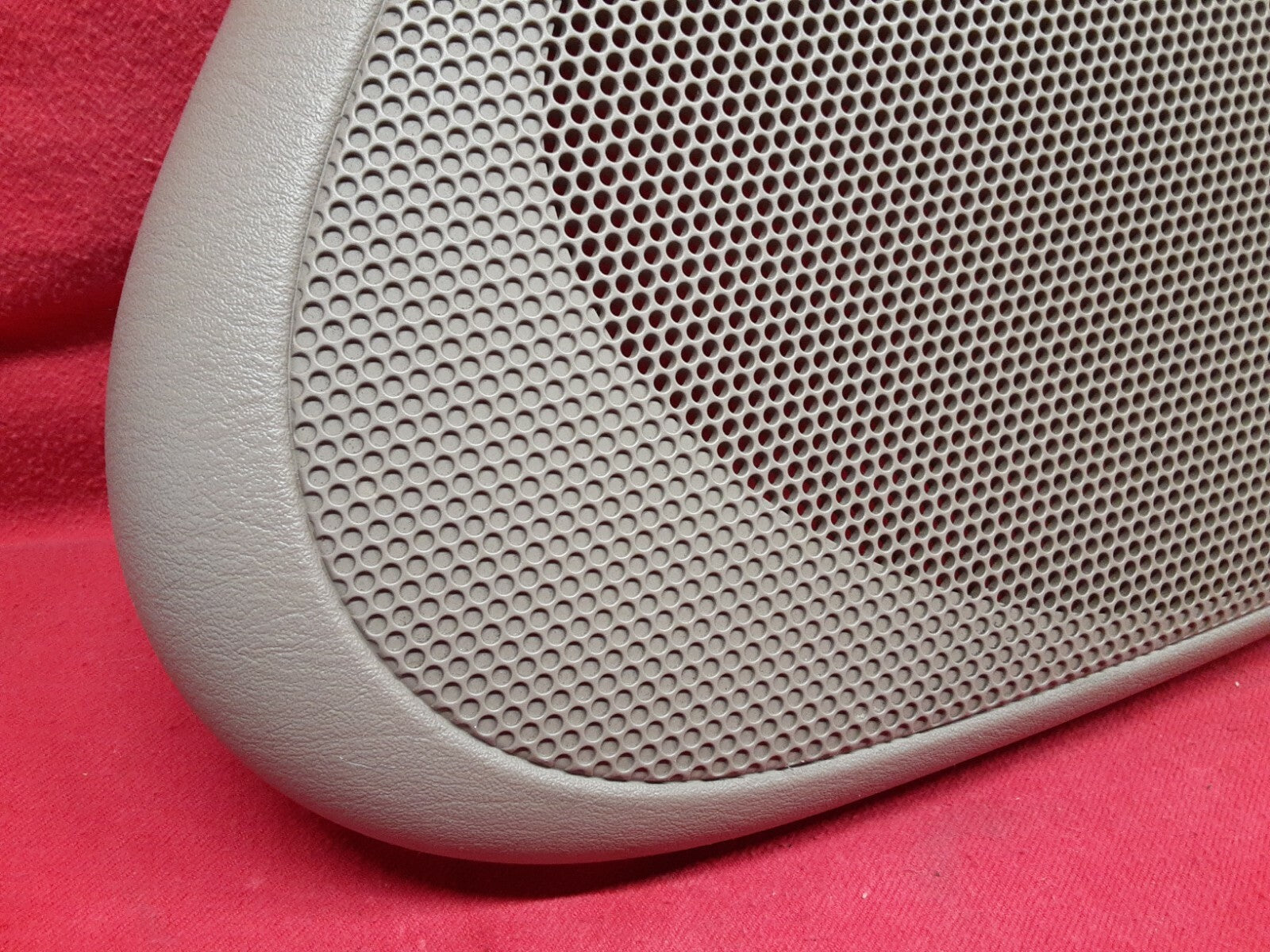 2001 - 2006 Chrysler Sebring Convertible - Infinity Speaker Cover - RH - Pass