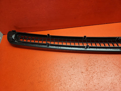2011 - 2024 Jeep Grand Cherokee Durango Instrument Panel Dash Defroster Grille