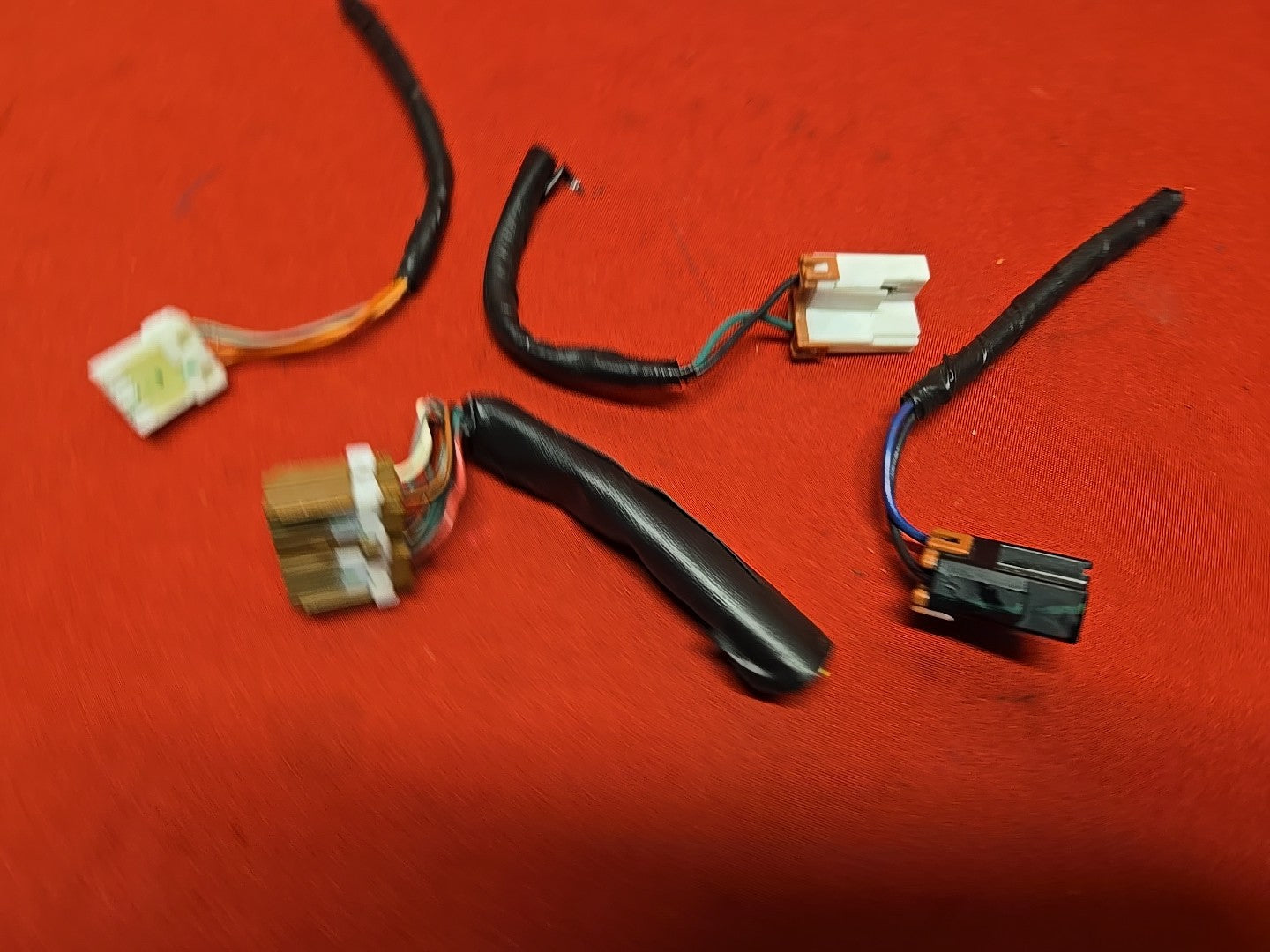 2011 Kia Sorento Center Dash Auxiliary USB Port Dual 12v Plug - PIGTAIL WIRES