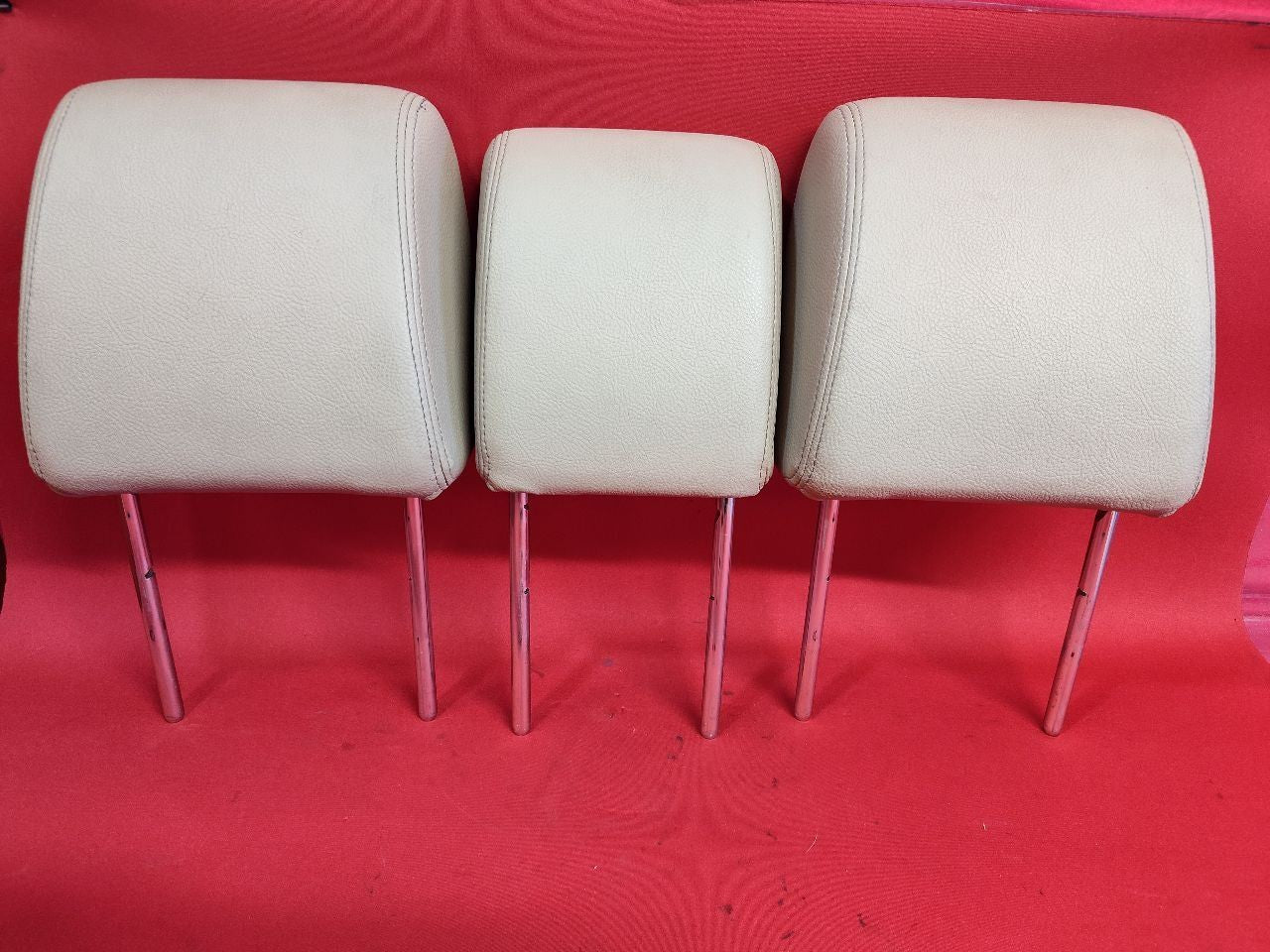 2005-2007 Land Rover LR3 Rear 2nd Second Row Seat Headrest Set Alpaca