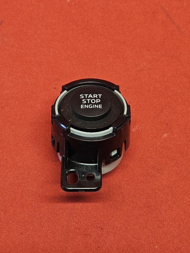 2022-2024 Mitsubishi Outlander Keyless Ignition Push Start Button  - 26k miles