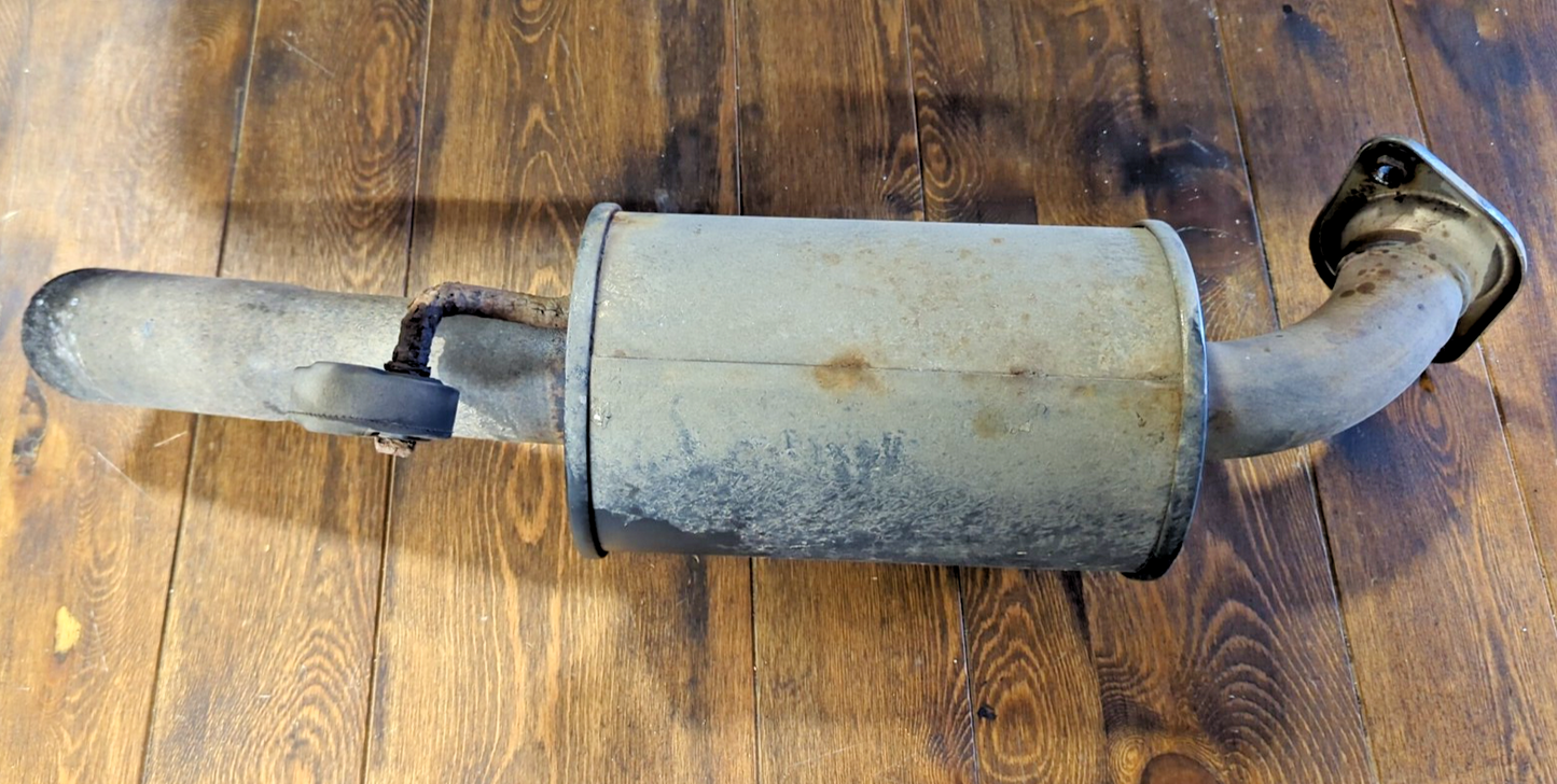 2004 - 2007 Toyota Highlander Rear Exhaust Muffler Pipe Assembly 17430-20150