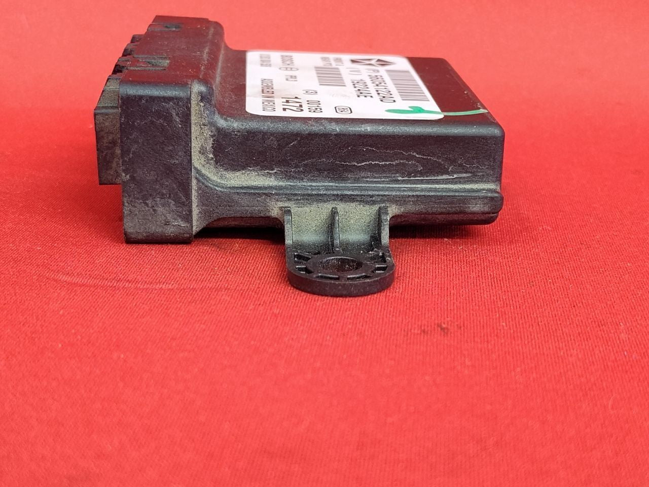 2011-2014 Chrysler 300 Trunk Mounted Parking Aid Park Assist Control Module
