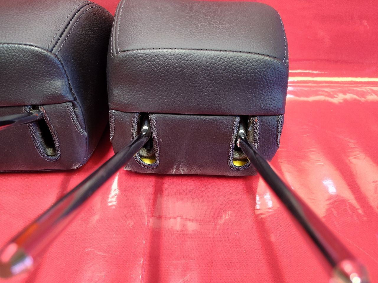 13-16 Hyundai Genesis Coupe FRONT Seat Headrest Left Right Set Black Leather