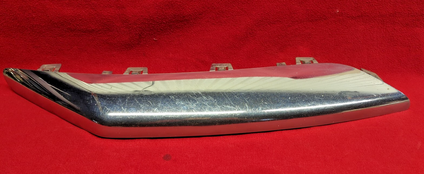 2004 2005 2006 Chrysler Pacifica Chrome FRONT RIGHT PASSENGER Bumper Trim Fascia