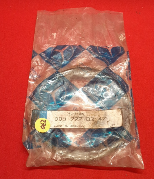 BRAND NEW OEM Mercedes-Benz Crankshaft Oil Seal 0059978347