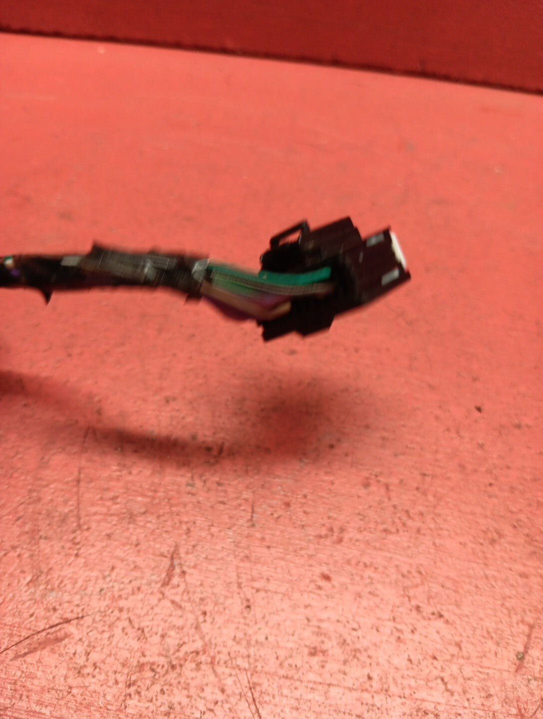 2007-2012 GMC Acadia Instrument Cluster Speedometer Gauge Unit PIGTAIL 23161137