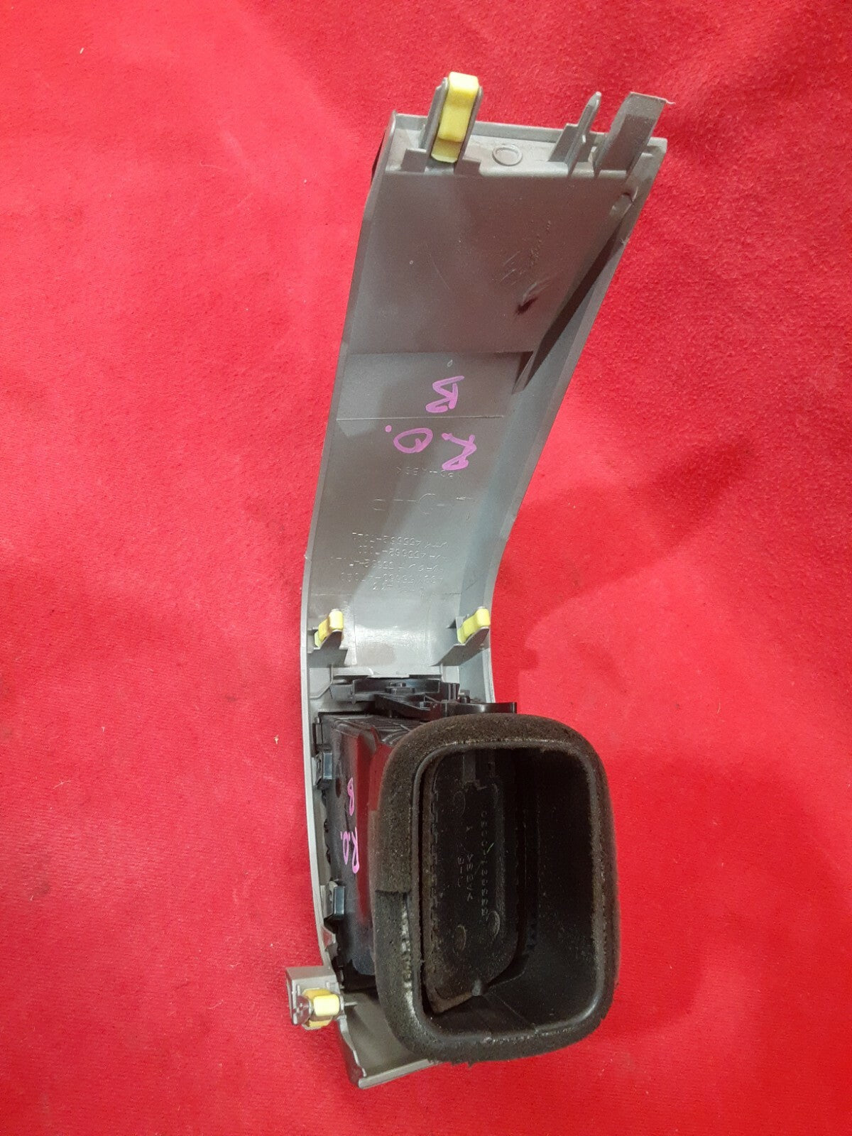 2004 - 2009 Toyota Prius - Front Right / Pass. Outer Vent / Bezel - 55650-47020 