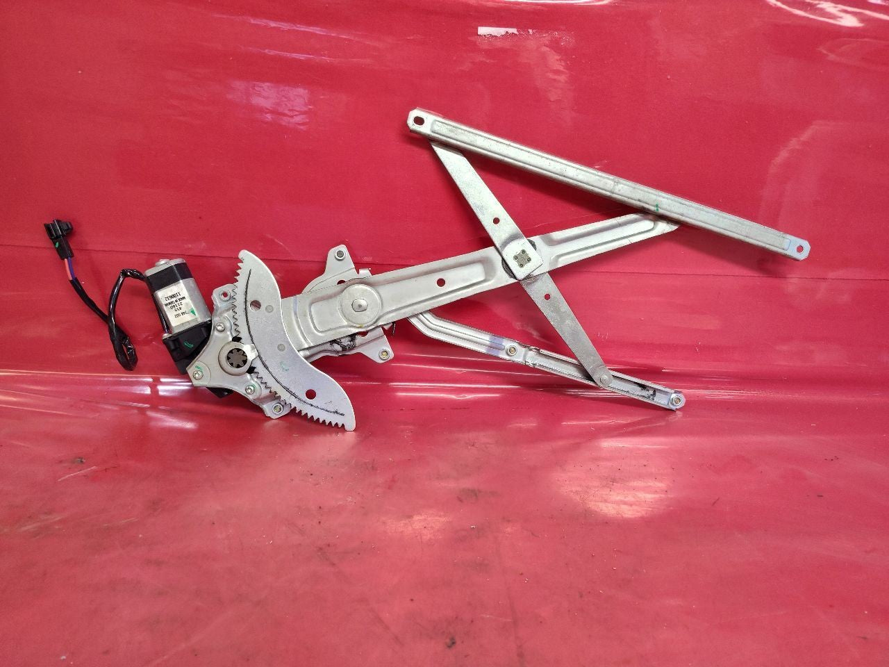 2000-2006 Toyota Tundra FRONT LEFT DRIVER Power Window Regulator Motor Set