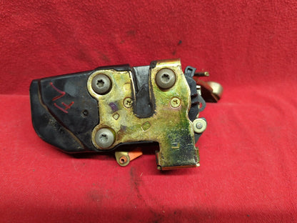 2002 2003 2004 2005 Jeep Liberty FRONT LEFT DRIVER Latch Lock Actuator 