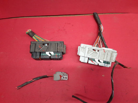 2007 - 2009 Chevy Equinox 08-09 Pontiac Torrent Junction Block 25966741 PIGTAILS