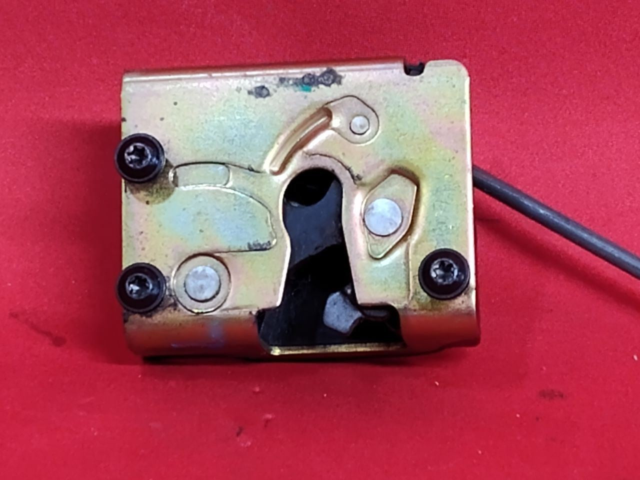 2001-2007 Mazda Tribute Ford Escape Tailgate Liftgate Hatch Latch Lock Actuator