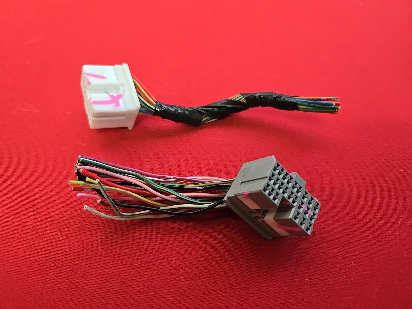 2000 2001 Nissan Maxima 3.0L V6 Auto Transmission Control Module TCM - PIGTAILS