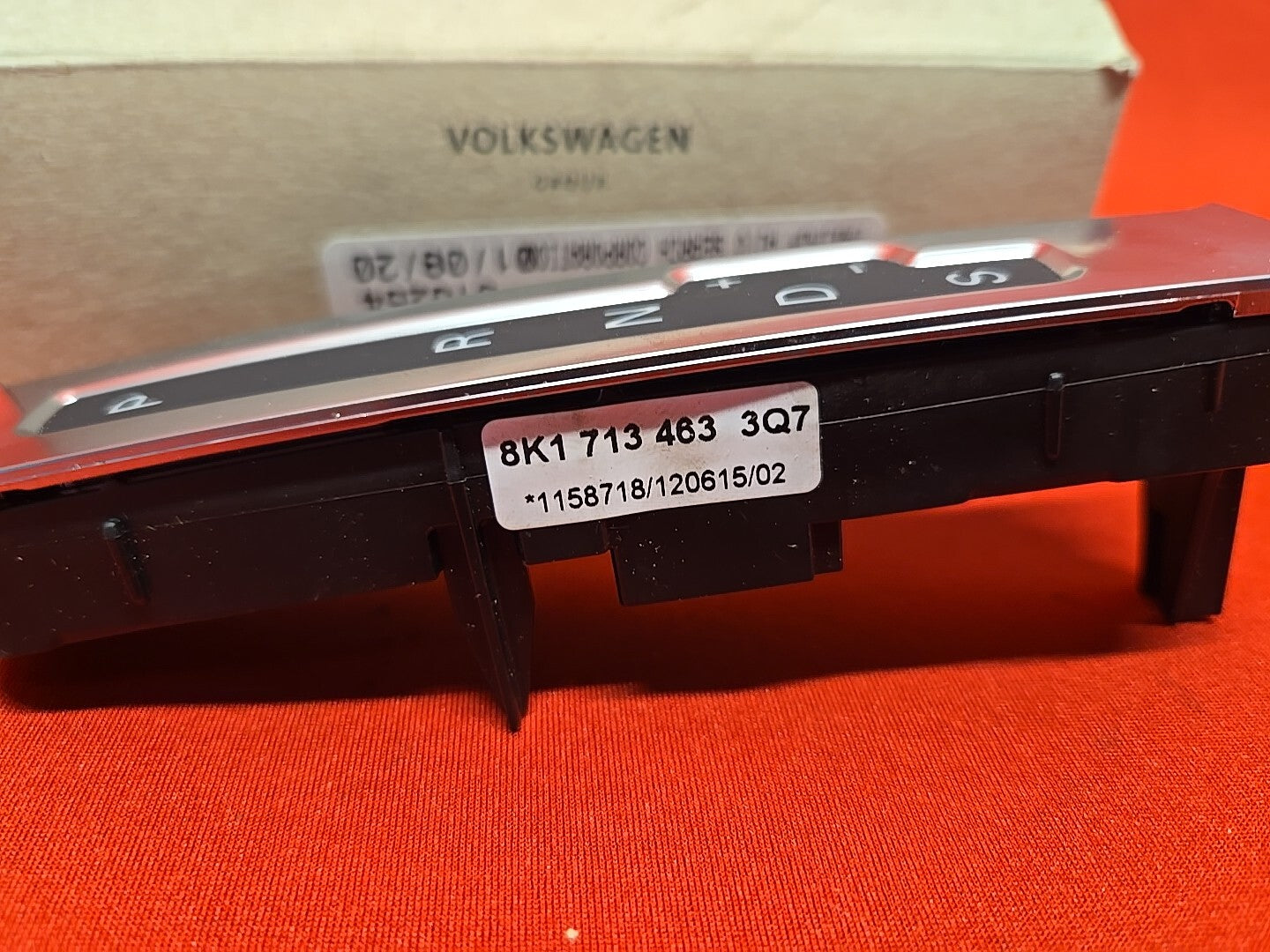 2008 - 2012 OEM Audi Gear Shifter Indicator Auto Transmission PRND+-S Config.