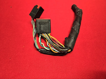 2001-2005 Ford Escape XLS XLT Radio Stereo AM/FM Receiver 6 CD - PIGTAIL WIRES