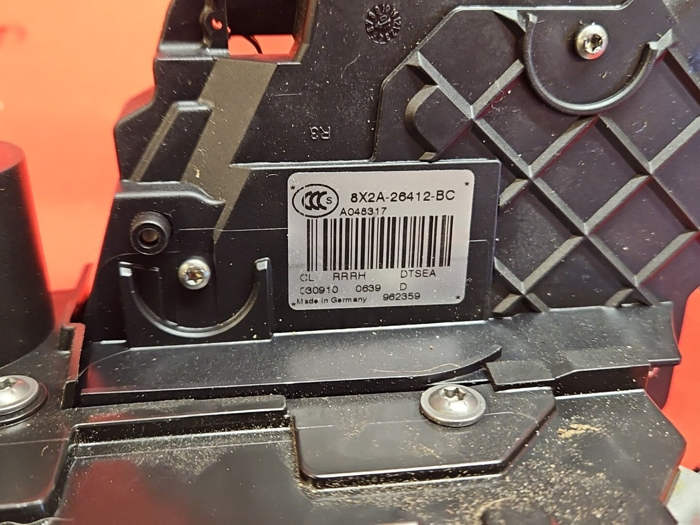 2010 - 2019 Land Rover Range Rover RIGHT PASSENGER REAR Door Latch Lock Actuator