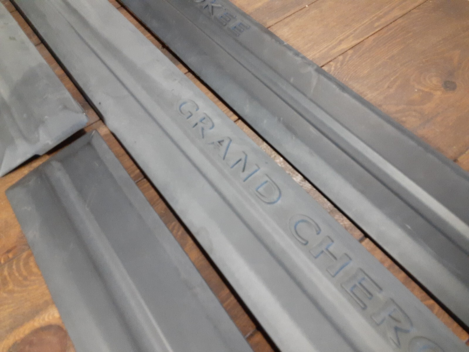 2005 2006 Jeep Grand Cherokee Exterior Door Molding Trim Strips Black FULL SET