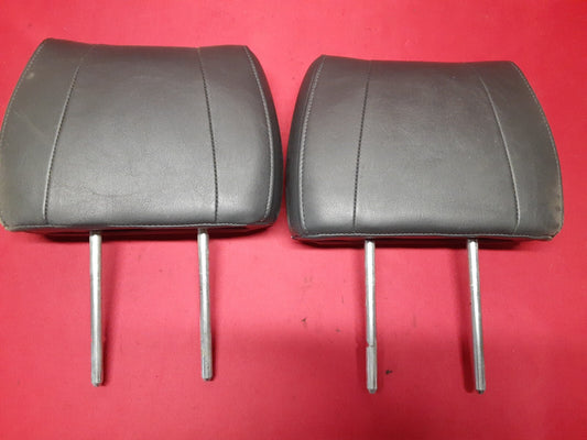 2003 - 2004 Jeep Grand Cherokee WJ Front Head Rest Set Black leather XZ841DVAA