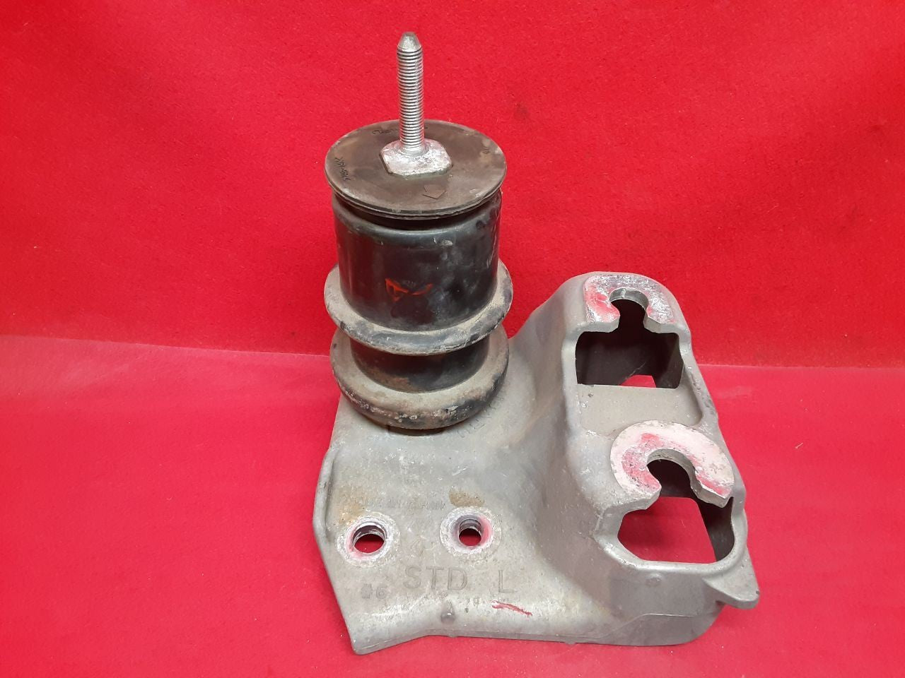 2015-2019 Subaru Legacy & Outback Auto Trans LEFT DRIVER Engine Mount