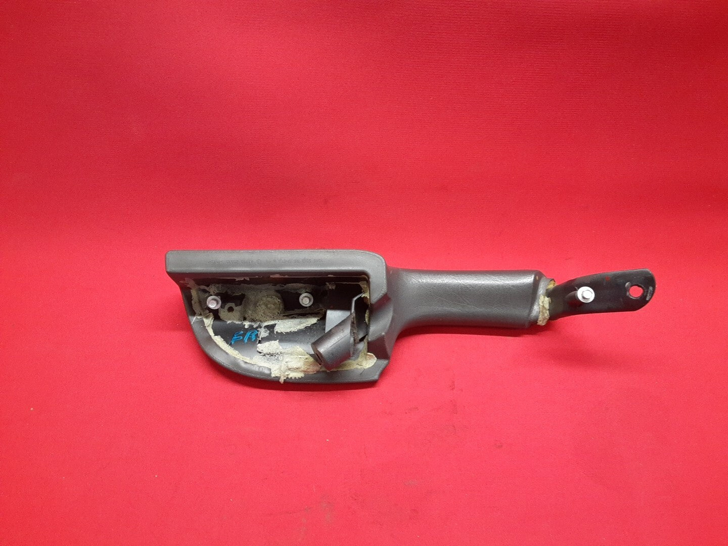 2002 2003 2004 Chevrolet Trailblazer Front Right Door Arm Rest Gray 15155312