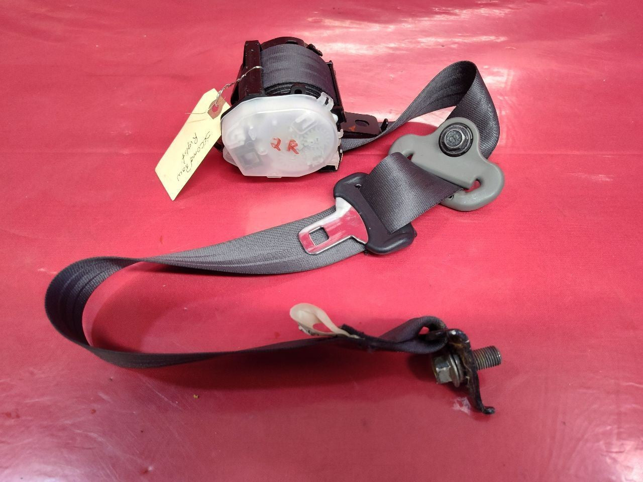 2009-2011 Honda Pilot 2ND SECOND Row Left -or- Right Seat Belt Retractor Qty: 1