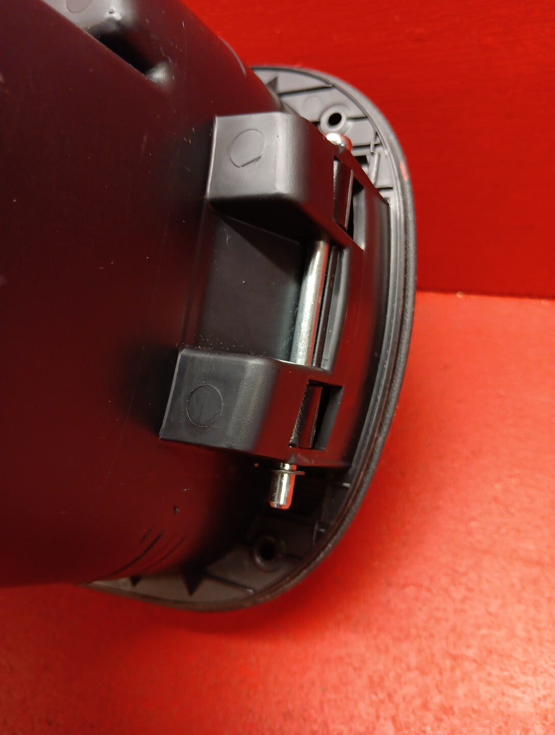 2010 - 2012 Kia Soul STORAGE CENTER CONSOLE ARMREST ARM REST LID