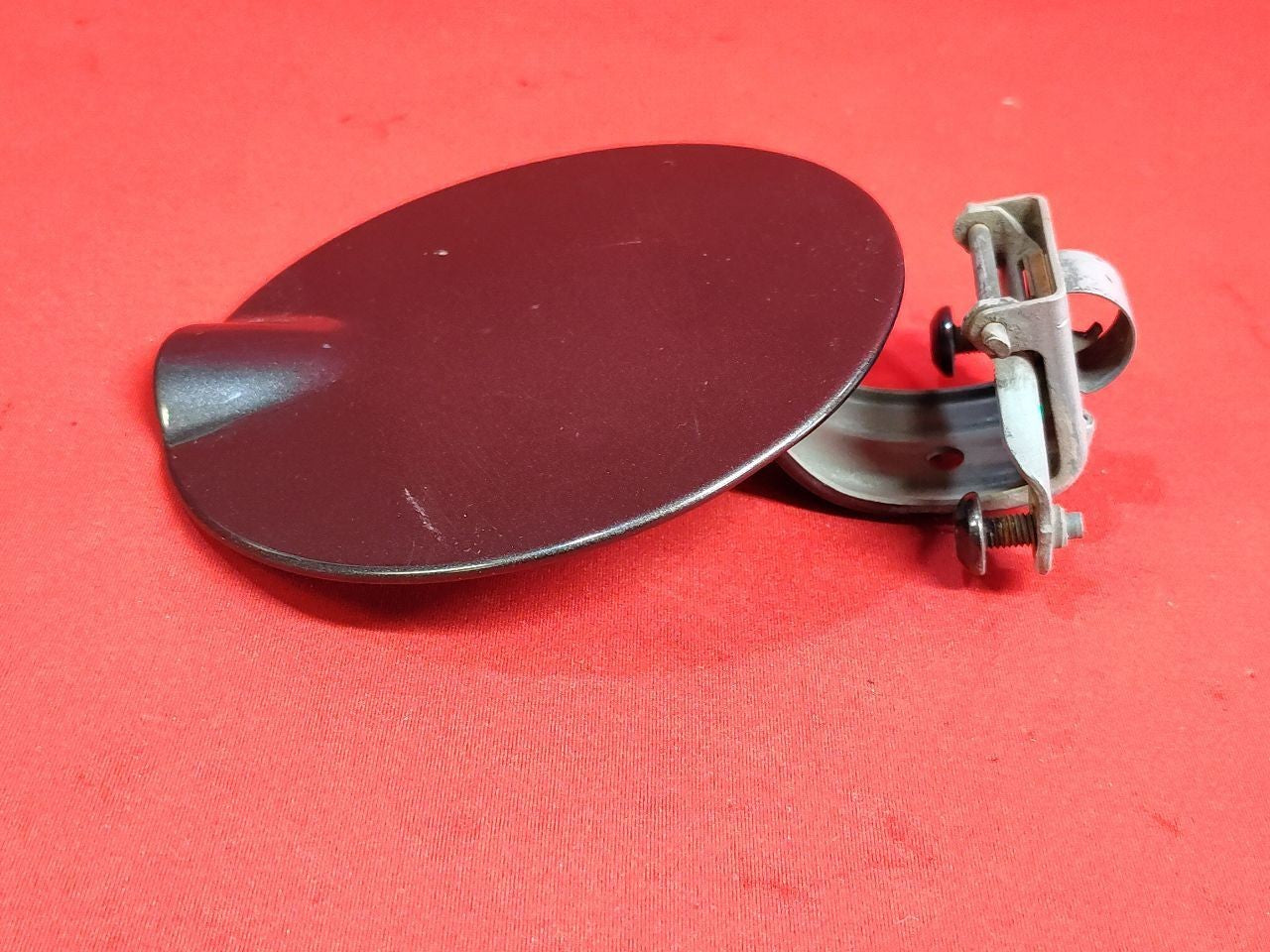05-10 Jeep Grand Cherokee 07-11 Nitro Fuel Filler Door Lid PJT Dark Khaki Pearl